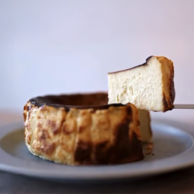 さつまいものバスクチーズケーキ（ホール）